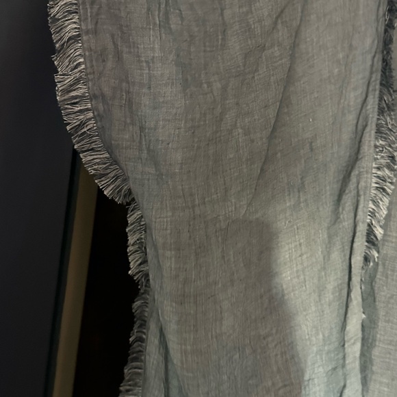 SOE blue light weight kimono with fringe, size Lg - Picture 3 of 7